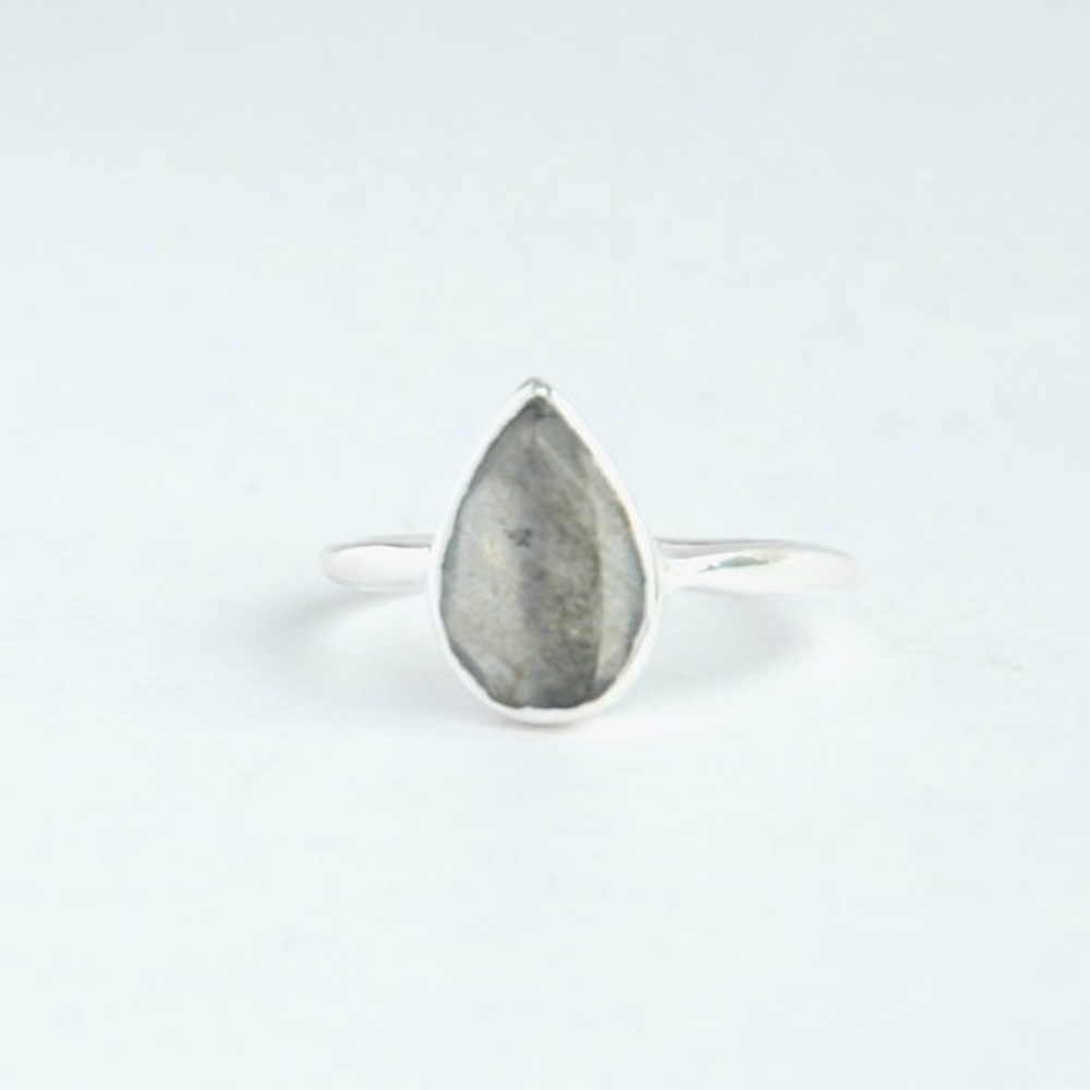 ‘In Love’ Sterling and Labradorite Ring